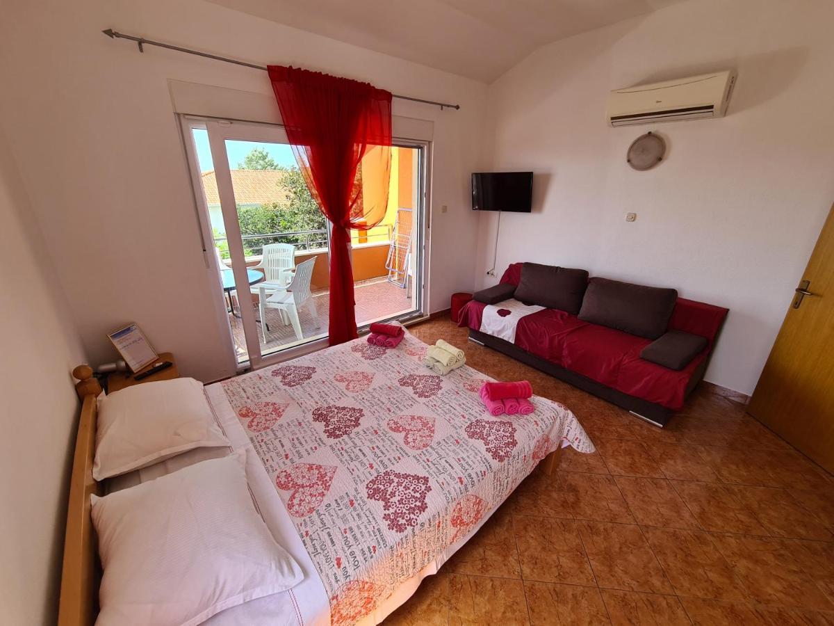 Apartmani Ljubo Split Exterior photo