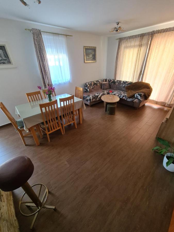 Apartmani Ljubo Split Exterior photo