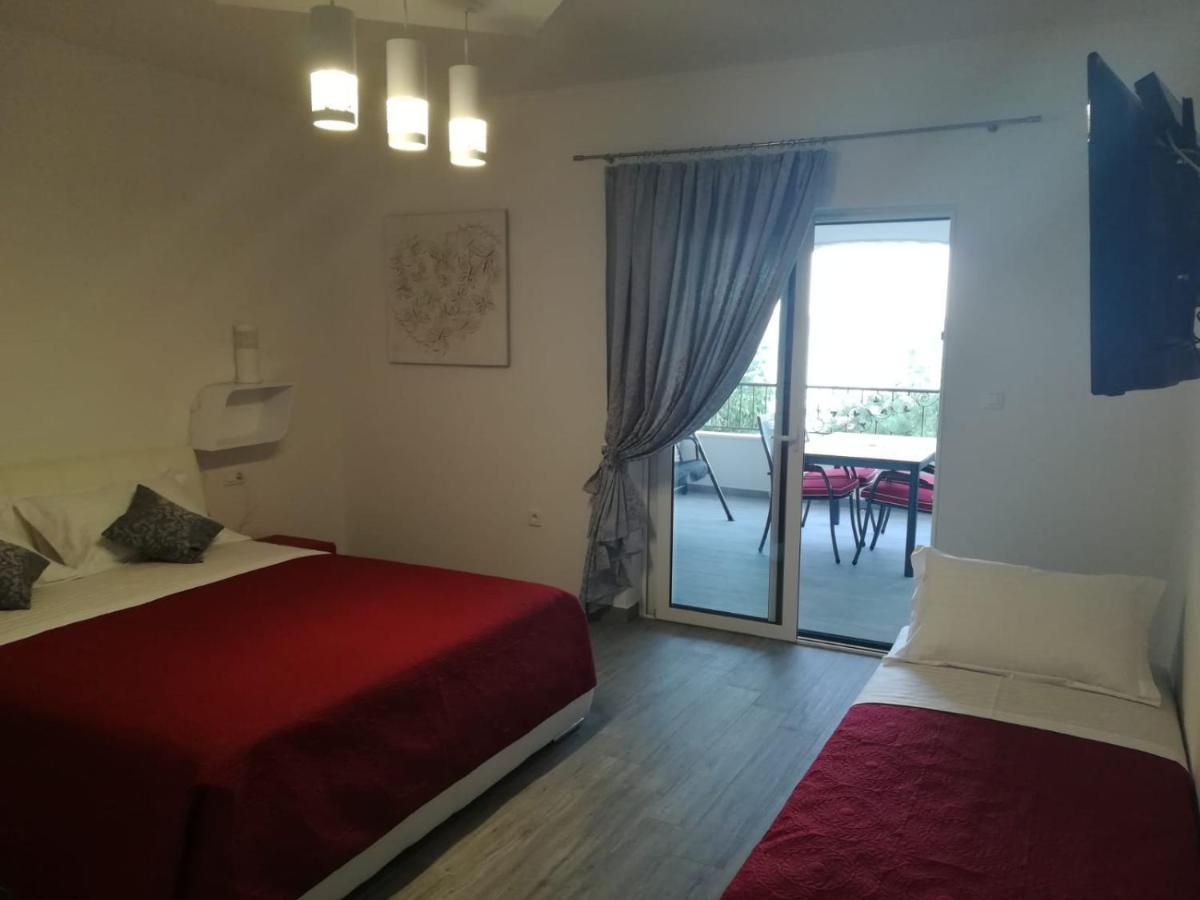 Apartmani Ljubo Split Exterior photo